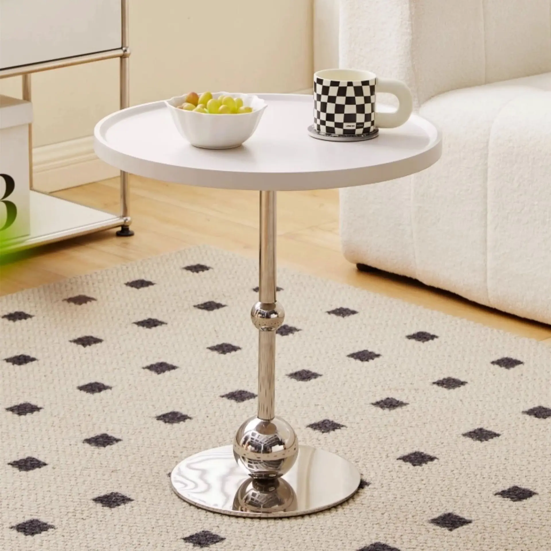 Sofa edge Internet celebrity small table simple household creative bedside table living room rental house cream wind round
Sofa edge Internet celebrity small table simple household creative bedside table living room rental house cream wind round