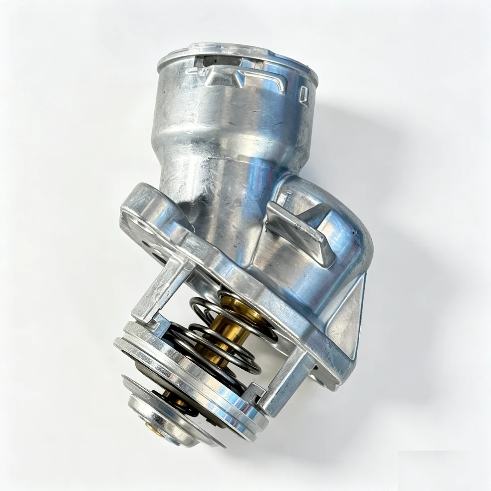Aluminum Thermostat Housing 2722000115 2722000015 Fit Mercedes C280 C300 C350 CLK350 E350 GLK350 ML350 W203 W204 W211 W212
Aluminum Thermostat Housing 2722000115 2722000015 Fit Mercedes C280 C300 C350 CLK350 E350 GLK350 ML350 W203 W204 W211 W212