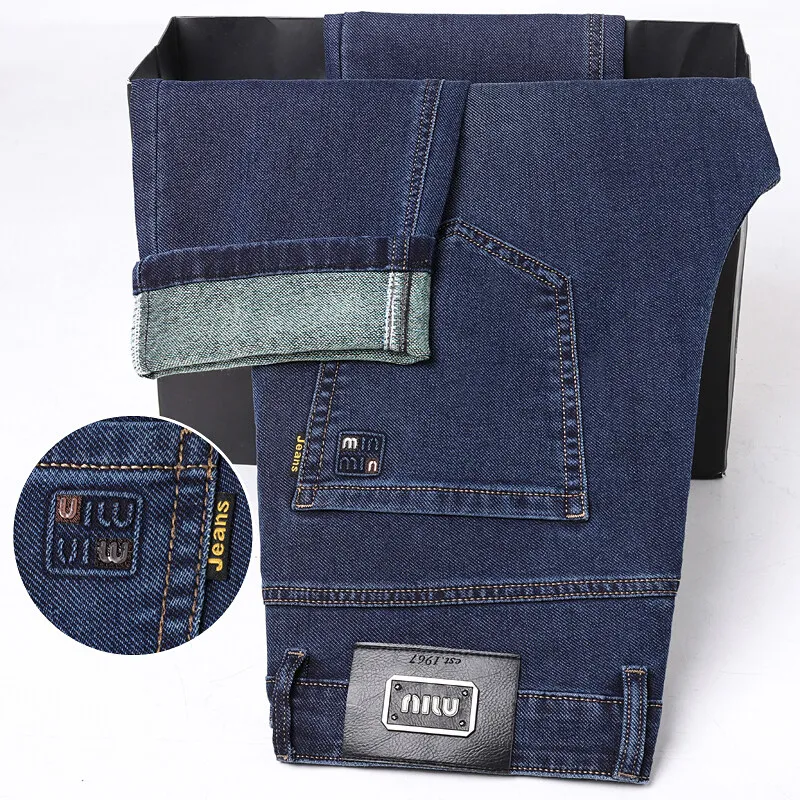 2025 Men's Classic Blue Jeans Loose Straigh Denim Pants Streetwear Elastic Versatile Trousers Men Clothing Large Size 29-40
2025 Men's Classic Blue Jeans Loose Straigh Denim Pants Streetwear Elastic Versatile Trousers Men Clothing Large Size 29-40