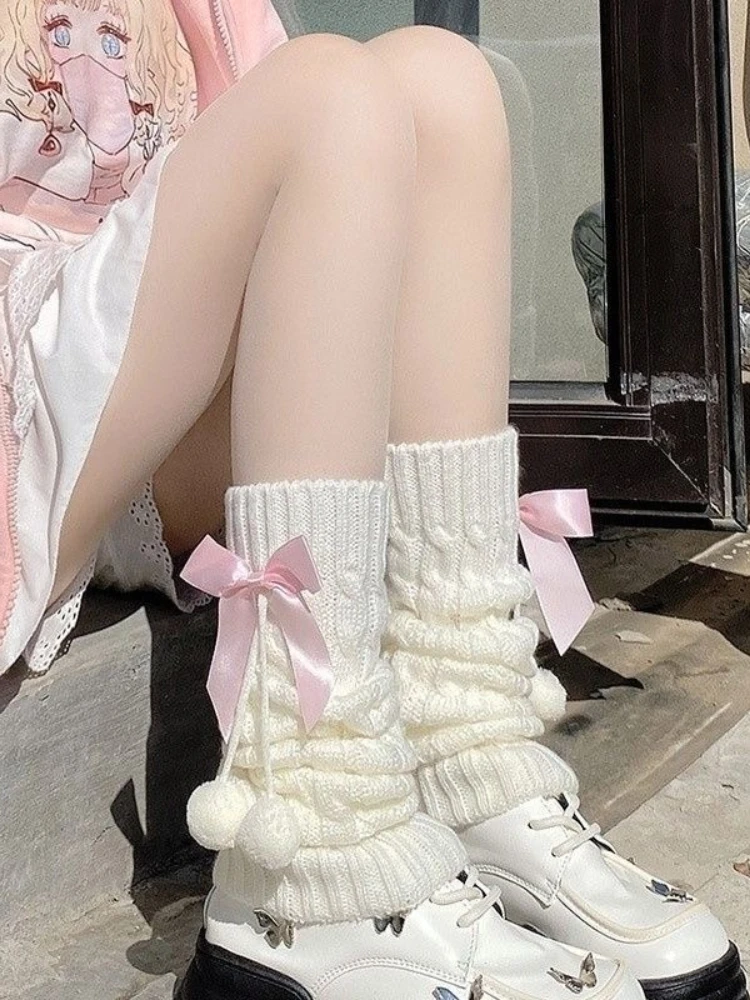 Preppy Style Knitted Leg Warmers Winter Slouchy Pom-pom Japanese Style Warm Lolita JK Bowknot Socks Slimming Thermal Leg Covers
Preppy Style Knitted Leg Warmers Winter Slouchy Pom-pom Japanese Style Warm Lolita JK Bowknot Socks Slimming Thermal Leg Covers