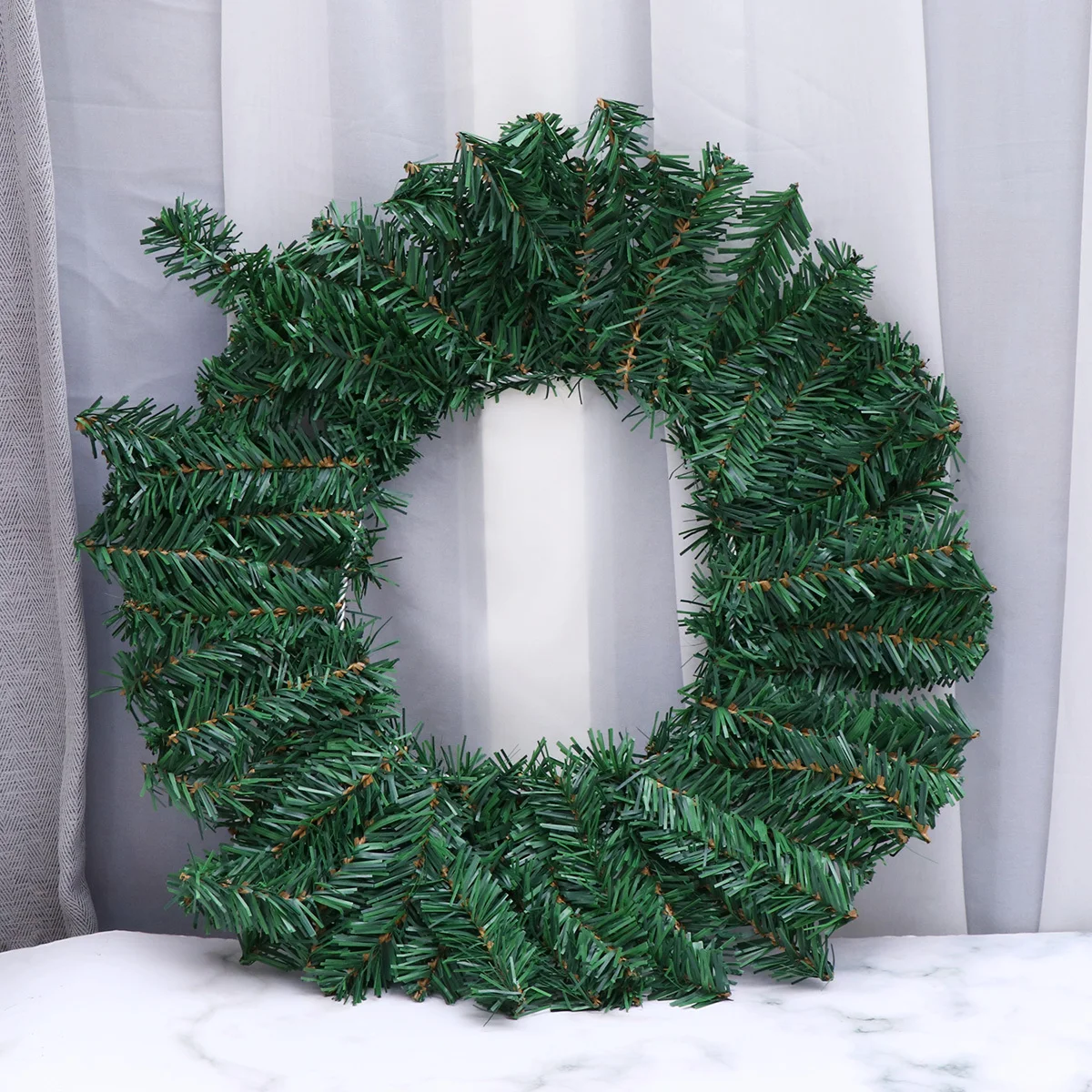 Christmas Wreath Pine Needle Garland 40cm Holiday Decoration Front Door Party Warm Atmosphere Christmas Wreath
Christmas Wreath Pine Needle Garland 40cm Holiday Decoration Front Door Party Warm Atmosphere Christmas Wreath