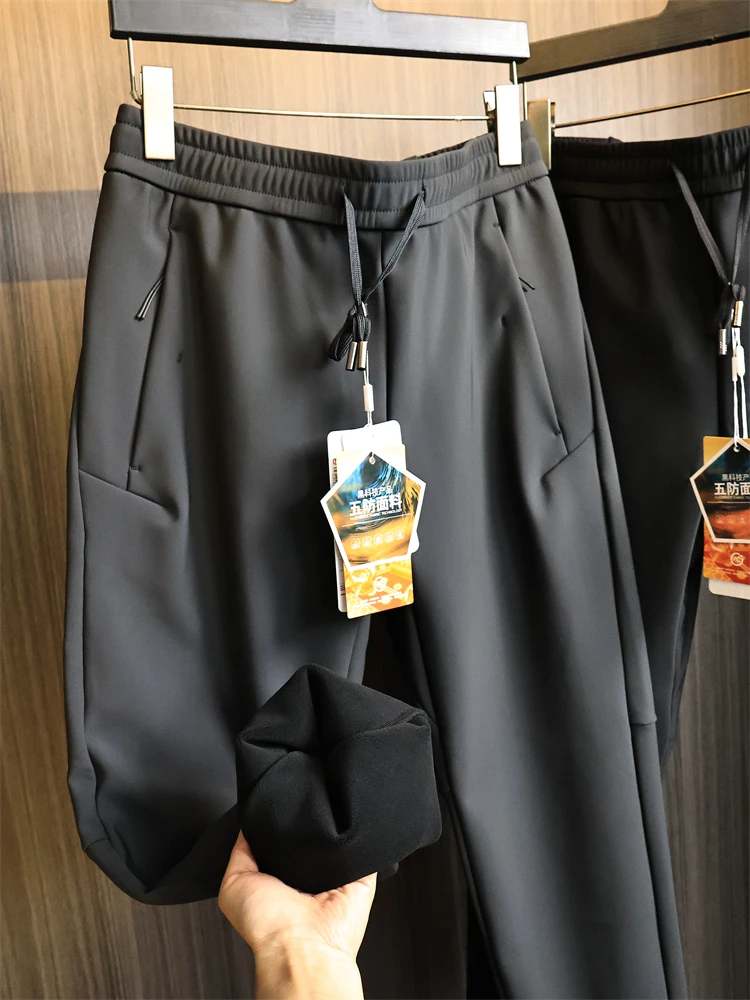 High-End Soft ell Outdoor Men's Casual Pants 5-Proof Fabric Fce-Lined Warm Waterproof 3D Tailoring Straight Leg Pants
High-End Soft ell Outdoor Men's Casual Pants 5-Proof Fabric Fce-Lined Warm Waterproof 3D Tailoring Straight Leg Pants