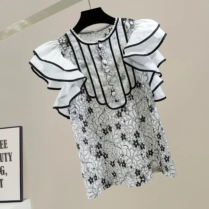 Flounce Stitching Hook Flower Hollowing Out Women Blouse O Neck Ruffled Collar Vintage Lace Shirt for Women Spring Summer Tops
Flounce Stitching Hook Flower Hollowing Out Women Blouse O Neck Ruffled Collar Vintage Lace Shirt for Women Spring Summer Tops