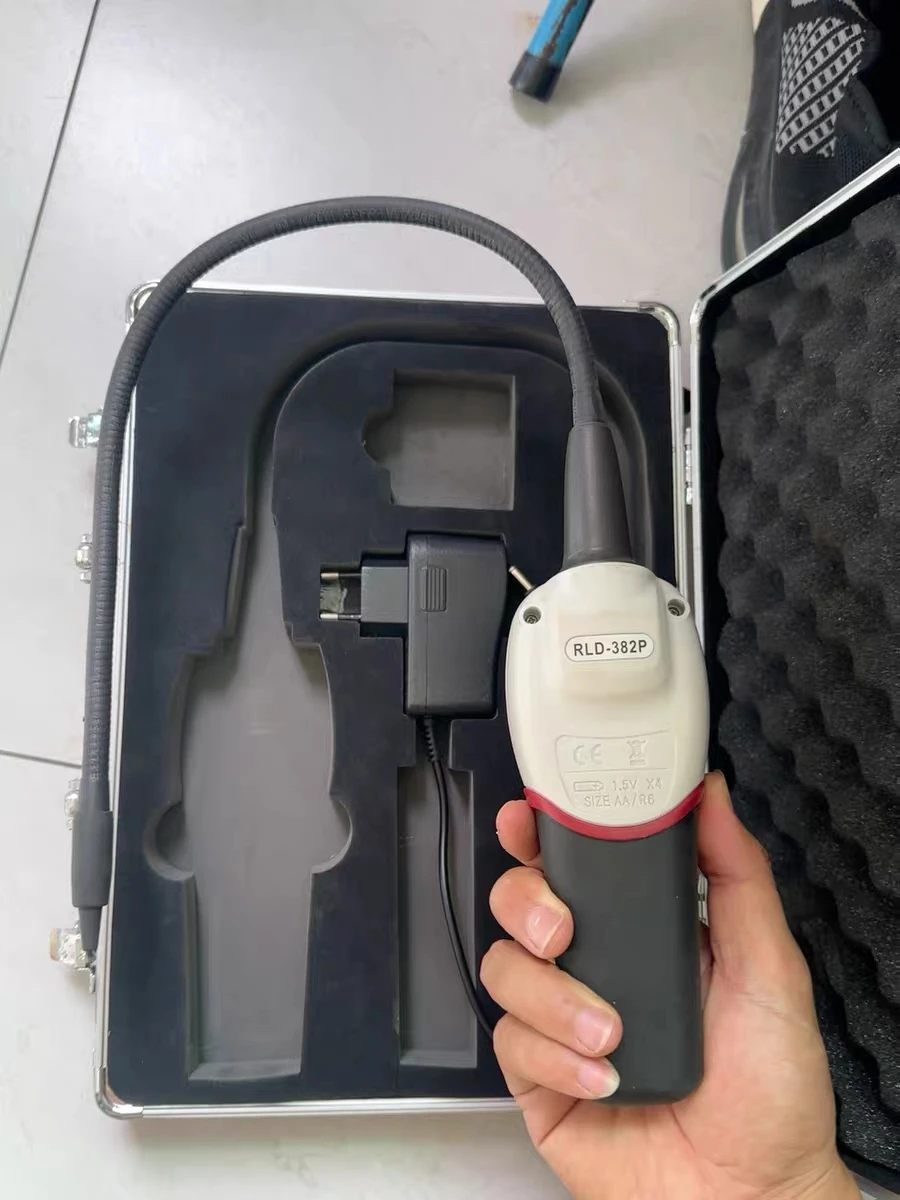 Электронный детектор утечек хладагента для автокондиционеров, автоматический детектор утечек газа, галоген R134A/R12/R22
Электронный детектор утечек хладагента для автокондиционеров, автоматический детектор утечек газа, галоген R134A/R12/R22