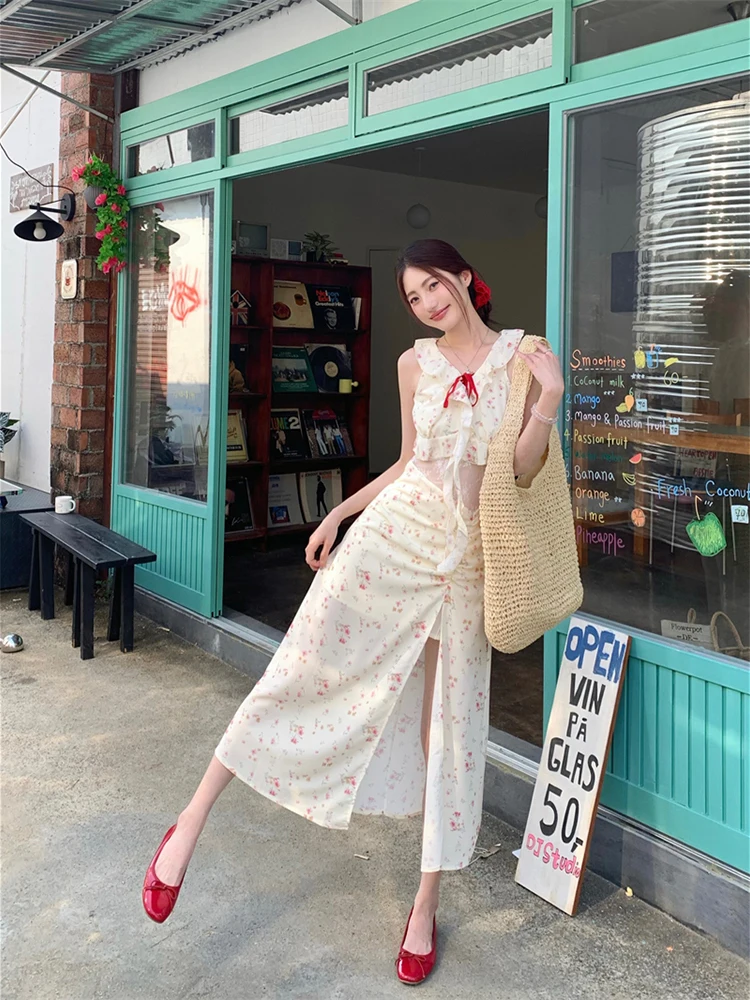 Lace patchwork V-neck sleeveless dress women in summer slim fit floral long dress split waist sweet and spicy hip hugging skirt
Lace patchwork V-neck sleeveless dress women in summer slim fit floral long dress split waist sweet and spicy hip hugging skirt