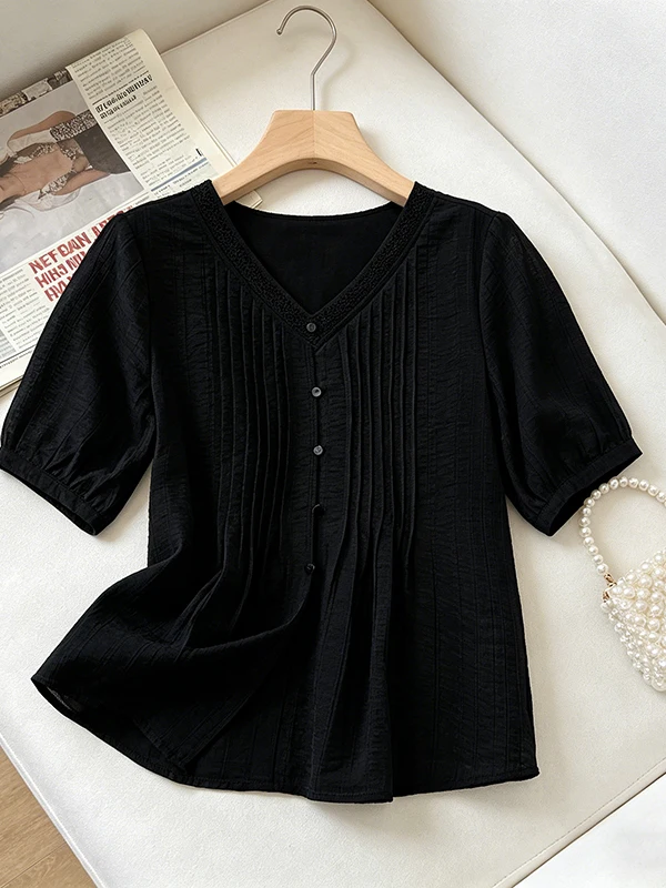 plus Size V-Neck Short Sleeve Shirt Korean Style Pleated Slimming Concealing Black Top for Women Commute Fashion Regular Fit
plus Size V-Neck Short Sleeve Shirt Korean Style Pleated Slimming Concealing Black Top for Women Commute Fashion Regular Fit