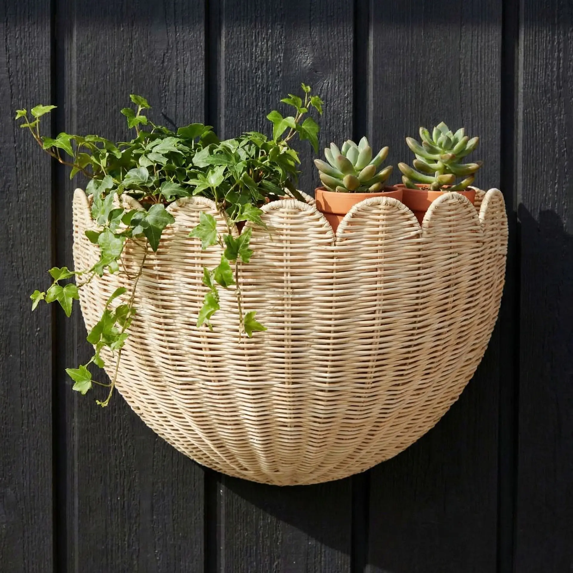 HYS pastoral pure handmade rattan wall hanging home storage basket B & B decoration toys sundries storage basket rattan art
HYS pastoral pure handmade rattan wall hanging home storage basket B & B decoration toys sundries storage basket rattan art