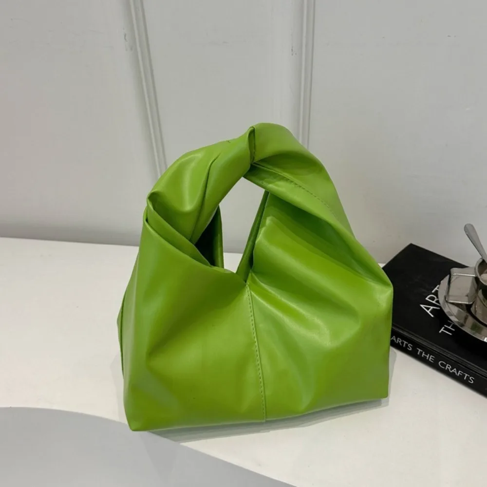 Повседневная простая плиссированная сумка большой вместимости, квадратная стильная женская сумка-тоут, однотонная мягкая сумка на одно плечо для девочек
Повседневная простая плиссированная сумка большой вместимости, квадратная стильная женская сумка-тоут, однотонная мягкая сумка на одно плечо для девочек