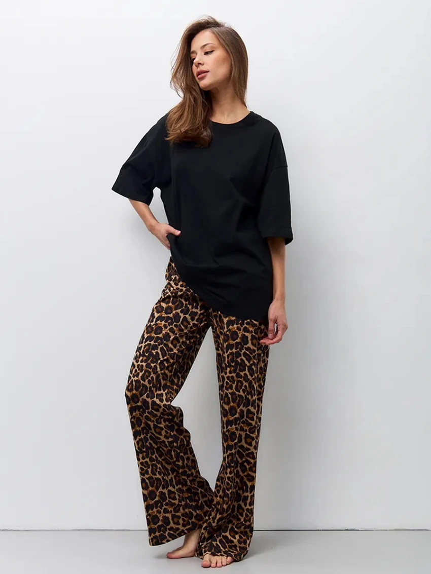 Marthaqiqi Casual Femme Sleepwear Set O-Neck Pajama Half Sleeve Nightgown Leopard Print Pants Loose Women Nightwear 2 Piece Suit
Marthaqiqi Casual Femme Sleepwear Set O-Neck Pajama Half Sleeve Nightgown Leopard Print Pants Loose Women Nightwear 2 Piece Suit