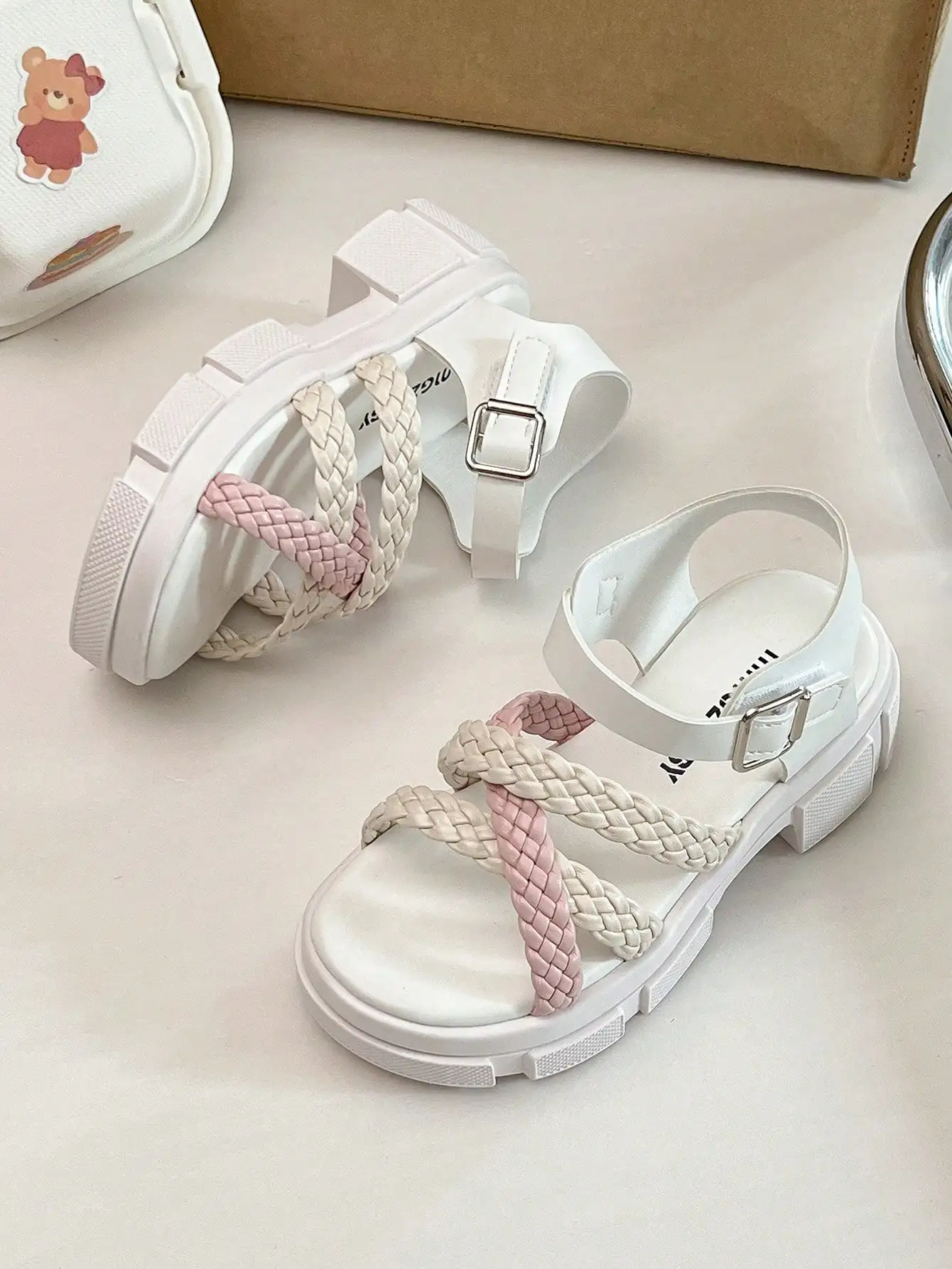 Kids Girls Sandals Braided Strap Platform Thick Sole Adjustable Buckle Soft Non-slip Summer Casual Shoes
Kids Girls Sandals Braided Strap Platform Thick Sole Adjustable Buckle Soft Non-slip Summer Casual Shoes