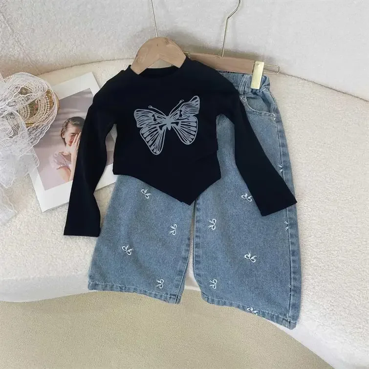 2025 Women's Clothing Spring and Autumn Western Style Butterfly Long Sleeve T-shirt+Bow Jeans Two Piece Set
2025 Women's Clothing Spring and Autumn Western Style Butterfly Long Sleeve T-shirt+Bow Jeans Two Piece Set