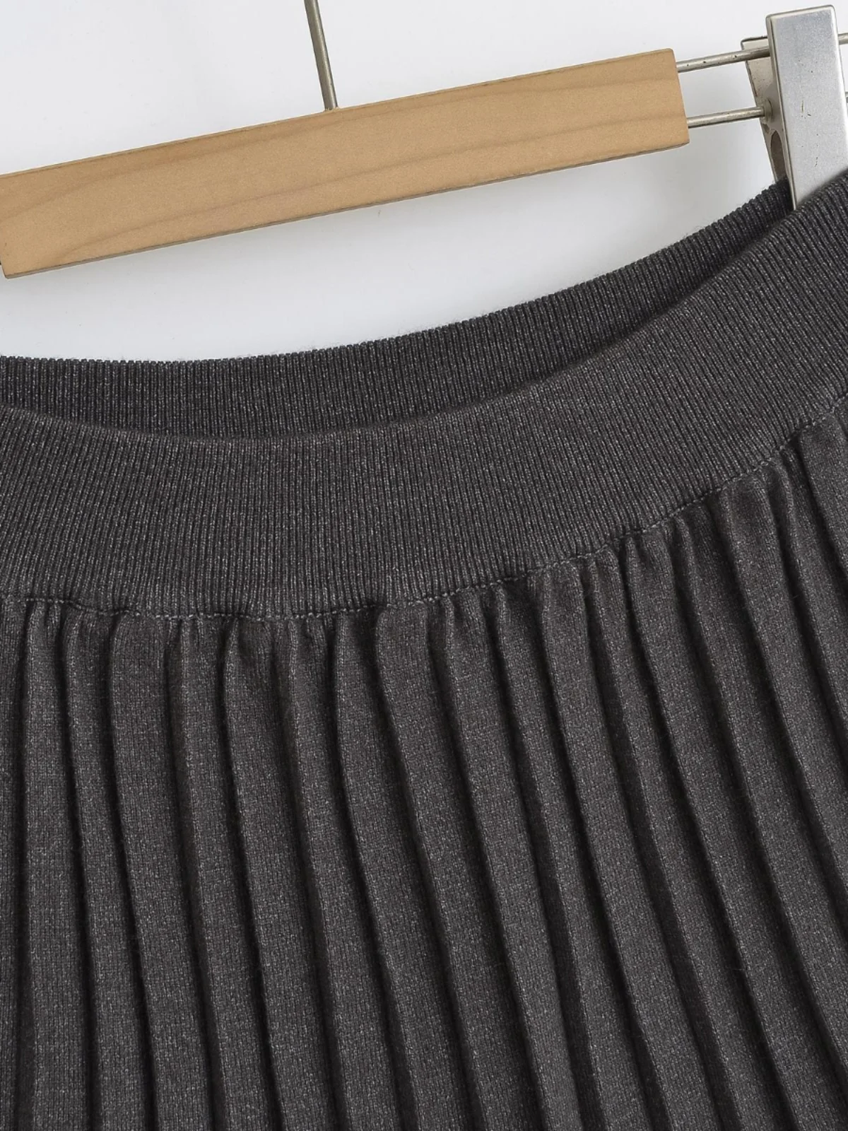 ay High Waist Knitted Pleated Skirt for Women Street Sle plus Size A-Line ort Skirt Design Sensation Slimming Effect
ay High Waist Knitted Pleated Skirt for Women Street Sle plus Size A-Line ort Skirt Design Sensation Slimming Effect