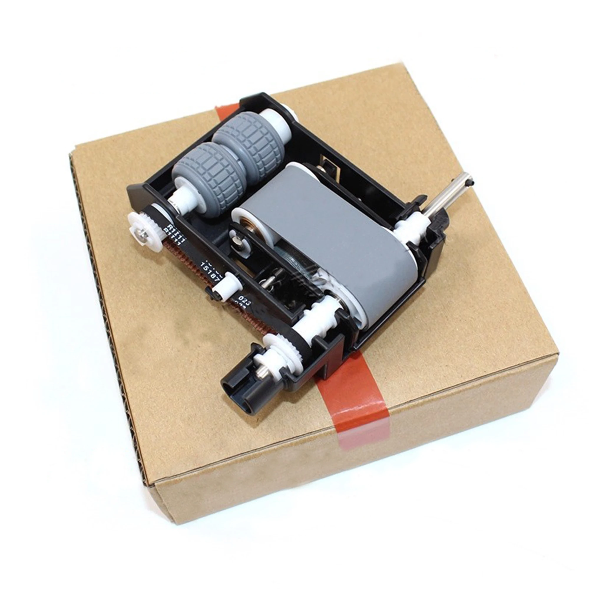 303R794101 (303R794100) ADF Pickup / Feed Roller Assembly for Kyocera DP 7100 7110
303R794101 (303R794100) ADF Pickup / Feed Roller Assembly for Kyocera DP 7100 7110