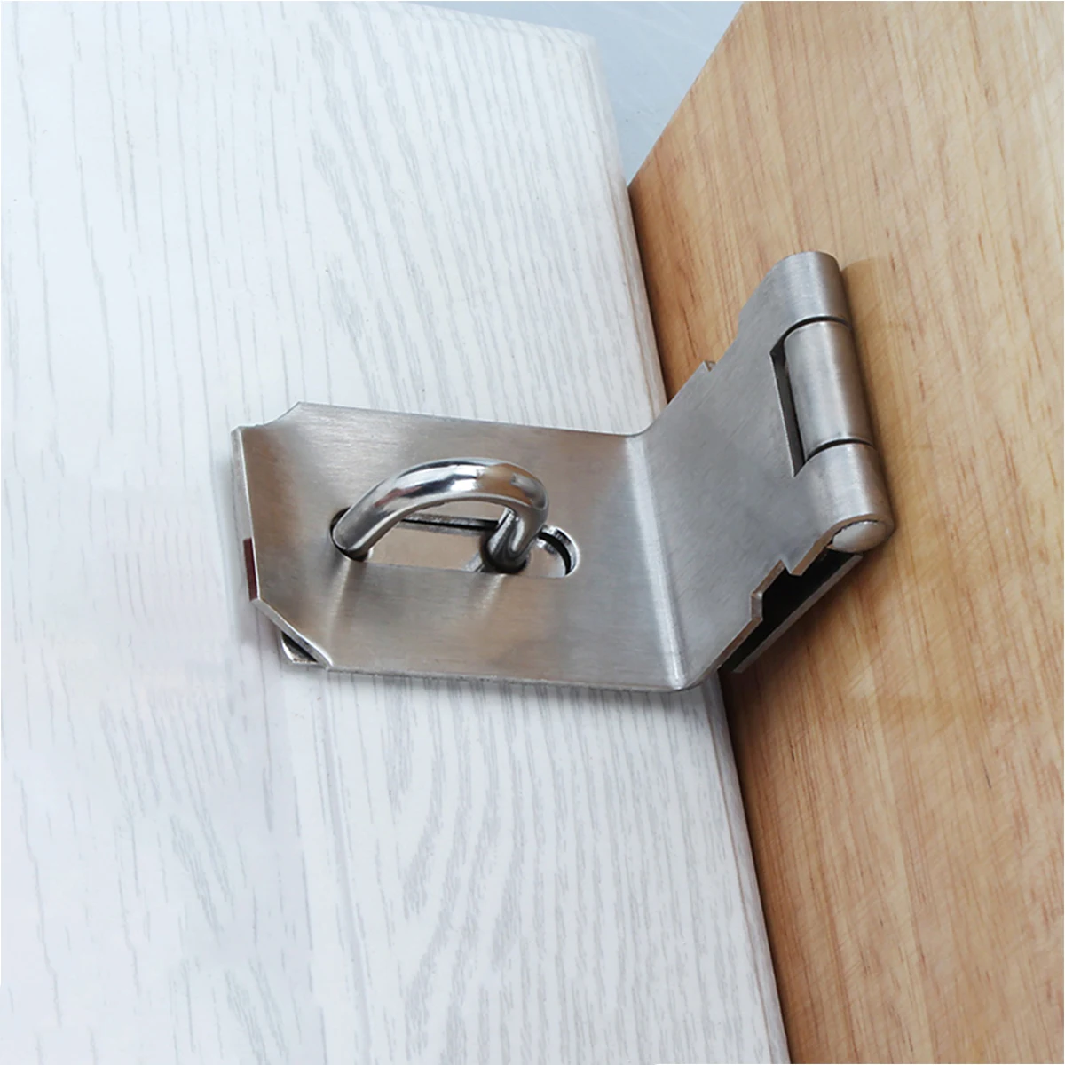 3pcs Thickened Stainless Steel Lock Buckle Door Hasp Heavy Duty Padlock Clasp Latch Durable Closure For 180 90 Degree Doors 
3pcs Thickened Stainless Steel Lock Buckle Door Hasp Heavy Duty Padlock Clasp Latch Durable Closure For 180 90 Degree Doors