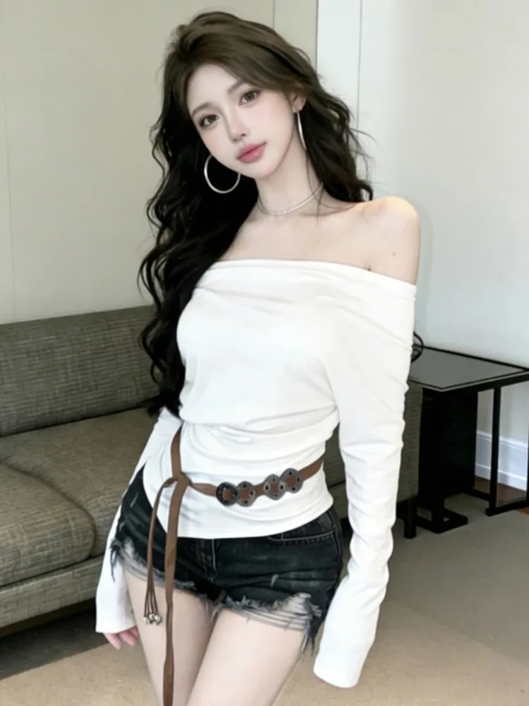 Sexy Pure Desire One Shoulder Irregular Bat Long Sleeve T Shirt Women's Spring Summer New Slim Fit Base Top with Waist Chain
Sexy Pure Desire One Shoulder Irregular Bat Long Sleeve T Shirt Women's Spring Summer New Slim Fit Base Top with Waist Chain