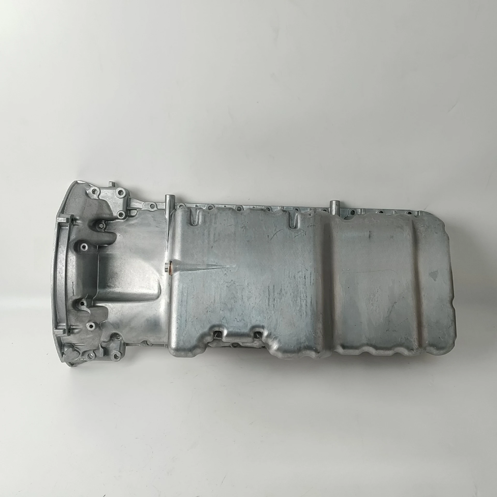 6620103313 Ssangyong KGM engine oil pan Shanghai Huizhong bread MB100 Istana ISTANA
6620103313 Ssangyong KGM engine oil pan Shanghai Huizhong bread MB100 Istana ISTANA