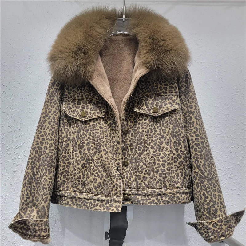 Women Denim Coat Short Shearling Jacket Spliced Leopard Print Pocket Big Fur Turn Down Collar Thick Loose Fit Casual 2025 Winter 
Women Denim Coat Short Shearling Jacket Spliced Leopard Print Pocket Big Fur Turn Down Collar Thick Loose Fit Casual 2025 Winter