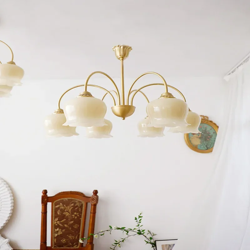 French Cream Bellflower Chandelier Living Room Dining Room Master Bedroom Lamp Light Luxury American Brass Retro Lamp
French Cream Bellflower Chandelier Living Room Dining Room Master Bedroom Lamp Light Luxury American Brass Retro Lamp