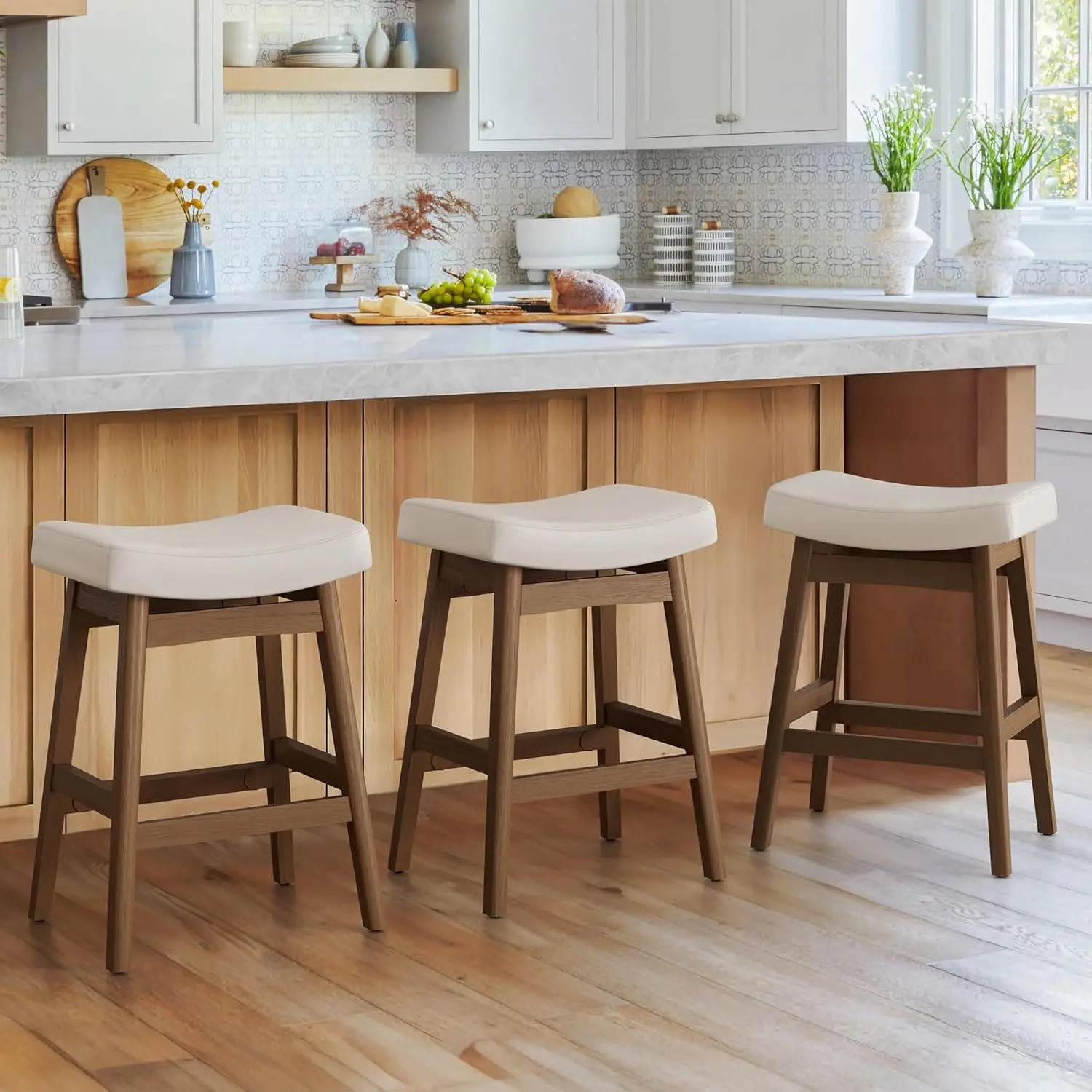 Bar Stools Set of 3, Barstools with Sturdy Wood Legs, Saddle Seat Counter Height Bar Stools for Kitchen Counter
Bar Stools Set of 3, Barstools with Sturdy Wood Legs, Saddle Seat Counter Height Bar Stools for Kitchen Counter