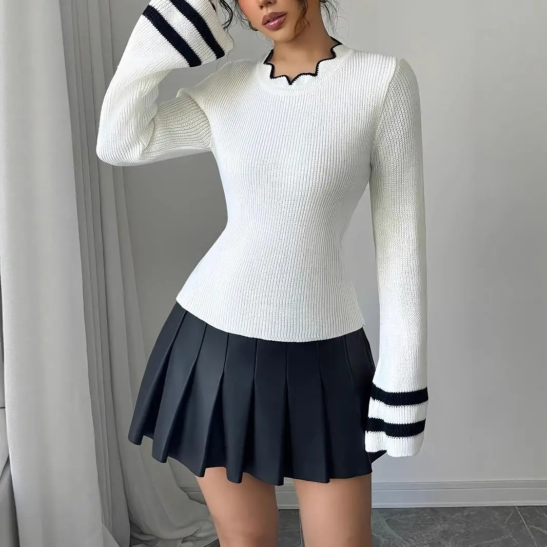 Lace round Neck Pullover Sweater Women's Flared Cuffs Intellectual Style Mid-thick Winter Fashion Striped Design Sweater
Lace round Neck Pullover Sweater Women's Flared Cuffs Intellectual Style Mid-thick Winter Fashion Striped Design Sweater