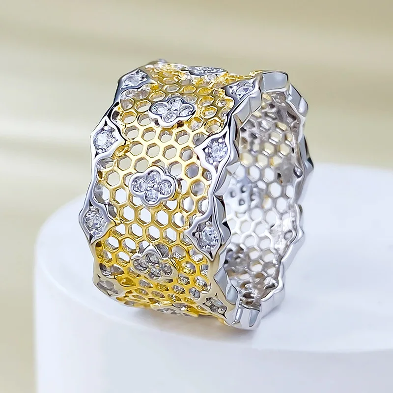 Mujing Jewelry 2023 New Lace Ring S925 Silver Plated Hollow Mesh Ring Women's European and American Style Wide Plate
Mujing Jewelry 2023 New Lace Ring S925 Silver Plated Hollow Mesh Ring Women's European and American Style Wide Plate