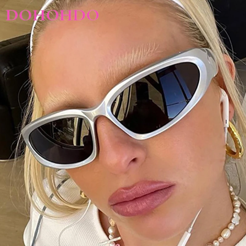Fashion Small Frame Cat Eye Sunglasses For Women Brand Designer Men Glasses Outdoor Sports Travel Driving Goggles Unisex UV400
Fashion Small Frame Cat Eye Sunglasses For Women Brand Designer Men Glasses Outdoor Sports Travel Driving Goggles Unisex UV400