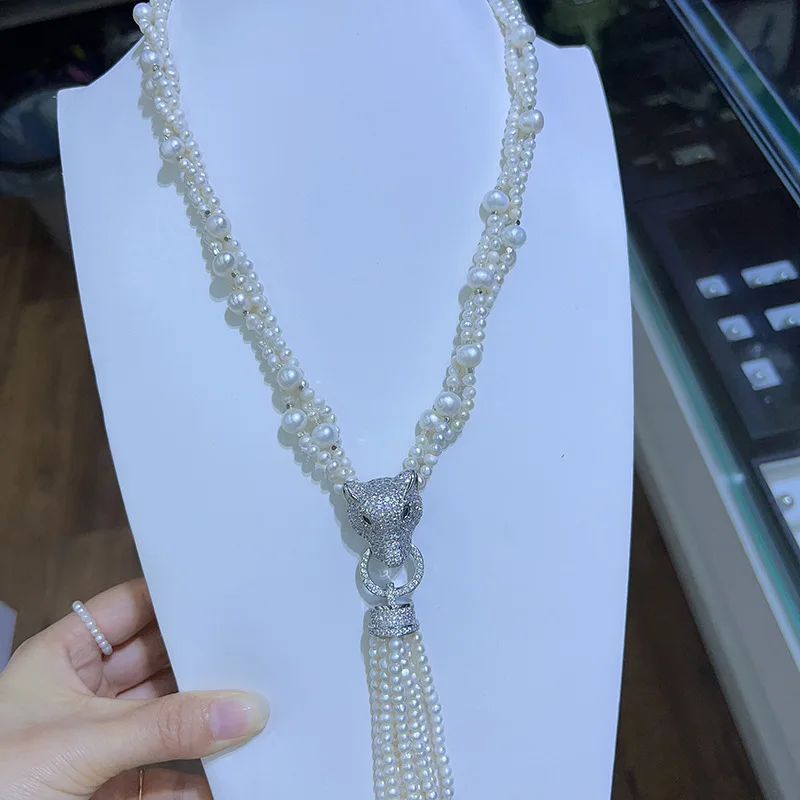 Domineering Leopard Head Multi-layered Pearl Necklace Elegant Exquisite Noble Luxurious
Domineering Leopard Head Multi-layered Pearl Necklace Elegant Exquisite Noble Luxurious
