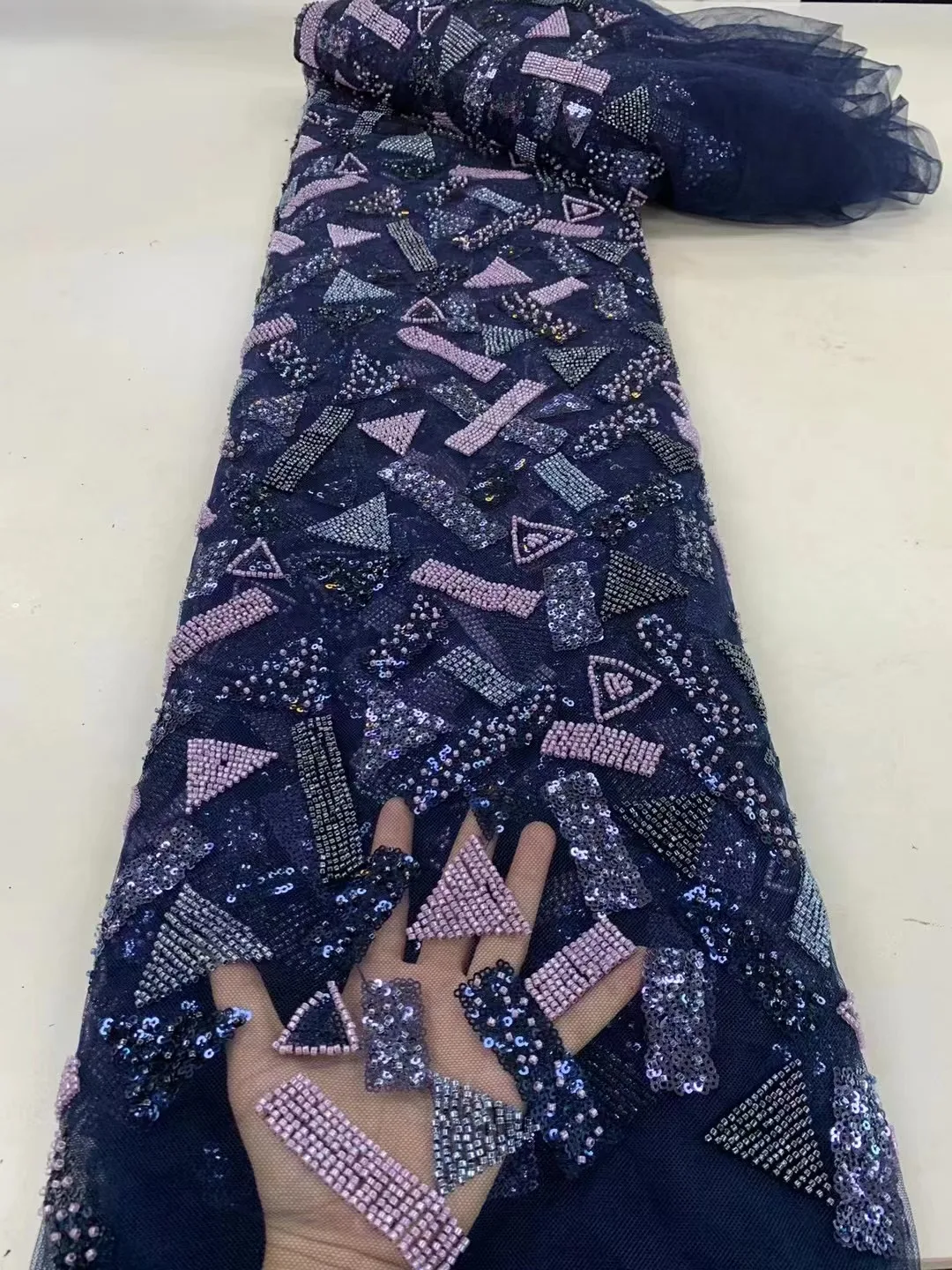 Beaded Lace Fabric Luxury Handmade Crystal Beads For Wedding Dress High Quality Nigerian Tulle Mesh Black Sequined Diy Material
Beaded Lace Fabric Luxury Handmade Crystal Beads For Wedding Dress High Quality Nigerian Tulle Mesh Black Sequined Diy Material