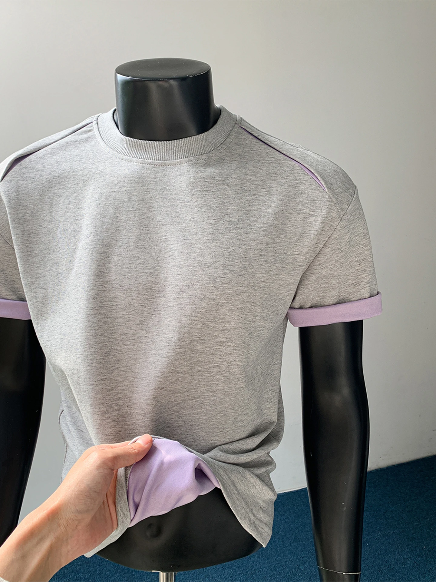 American Style Men's Short Sleeve T-Shirt Color Block Design Breathable Sweat Absorbent Color round Neck Loose Fit Summ...
American Style Men's Short Sleeve T-Shirt Color Block Design Breathable Sweat Absorbent Color round Neck Loose Fit Summ...