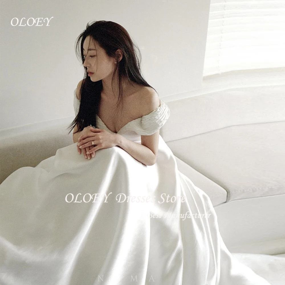OLOEY Off the Shoulder Wedding Dresses Pearls Tulle Korea Corset Silk Satin A-line Brides Gowns Women Bridal Dresses Customized
OLOEY Off the Shoulder Wedding Dresses Pearls Tulle Korea Corset Silk Satin A-line Brides Gowns Women Bridal Dresses Customized