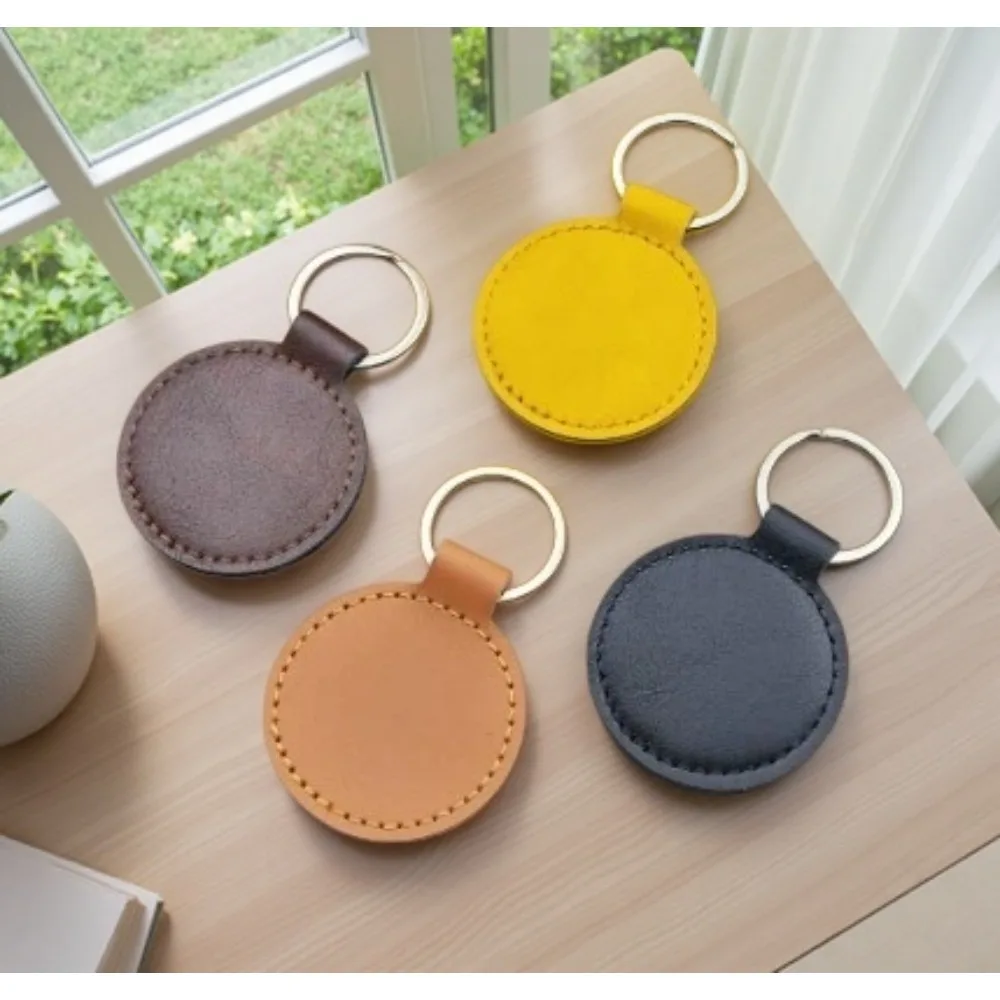 Round Leather Pendant Custom Keychain PU Car Key Fashionable for Carrying Diy Number Keyring Gift Business Engrave Name Circle
Round Leather Pendant Custom Keychain PU Car Key Fashionable for Carrying Diy Number Keyring Gift Business Engrave Name Circle