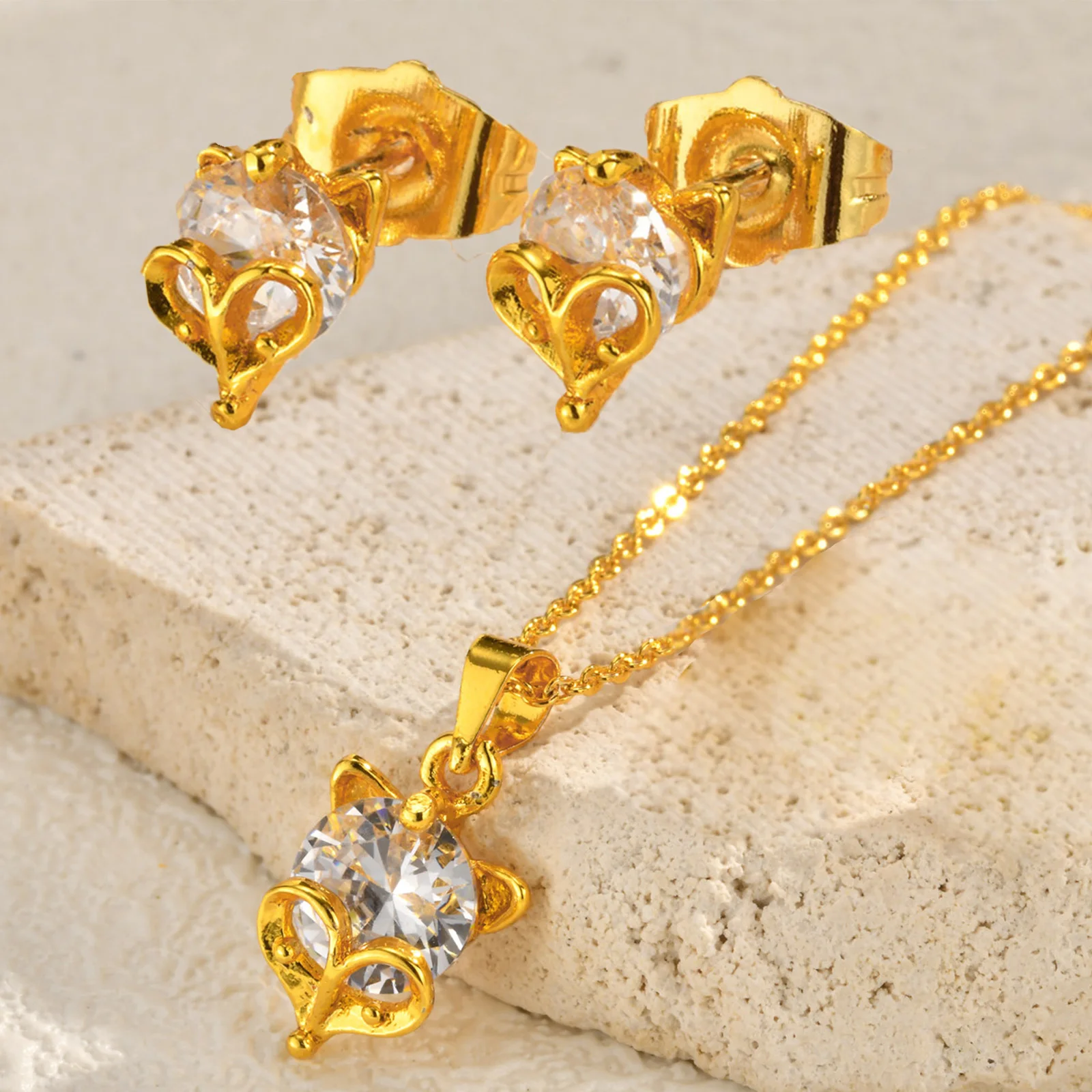 Necklace Earrings Stud Set for Women Girl, Exquisite Fox Design Zircon Gold plated Trendy Necklace 2026 new Jewelry Length 45cm
Necklace Earrings Stud Set for Women Girl, Exquisite Fox Design Zircon Gold plated Trendy Necklace 2026 new Jewelry Length 45cm