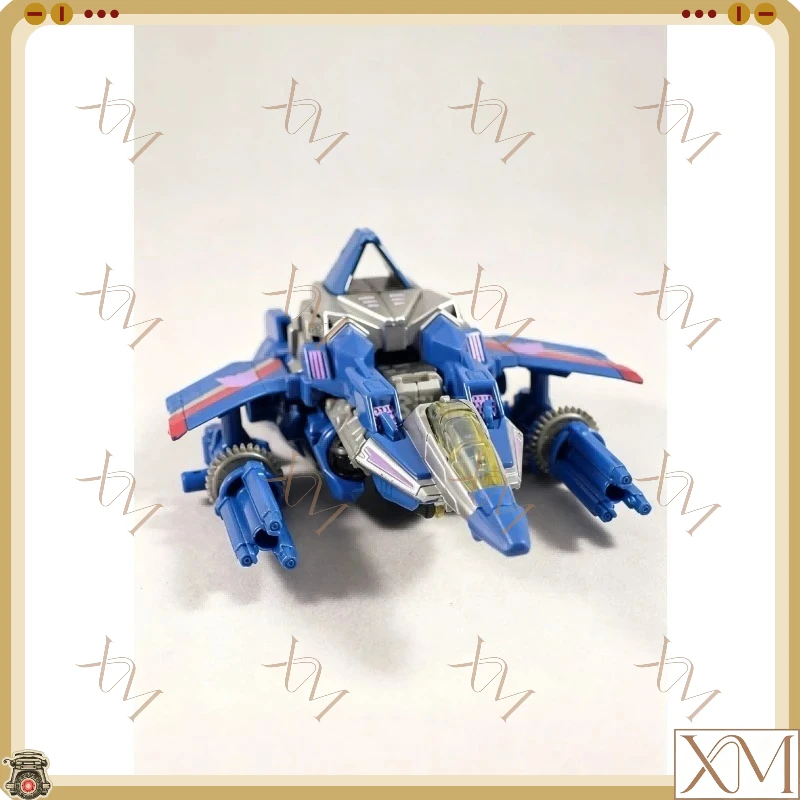 In Stock Hasbro Transformer IDW Thrilling 30 Deluxe Class Thundercracker Articulated Robot Toy Collectible Gift Hobby Decoration
In Stock Hasbro Transformer IDW Thrilling 30 Deluxe Class Thundercracker Articulated Robot Toy Collectible Gift Hobby Decoration