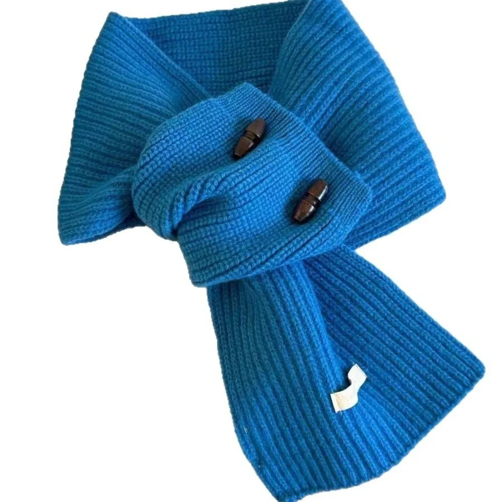 New Windproof Neck Warmer Coldproof Cross Neckerchief Versatile Knitted Knitted Scarf Gift
New Windproof Neck Warmer Coldproof Cross Neckerchief Versatile Knitted Knitted Scarf Gift