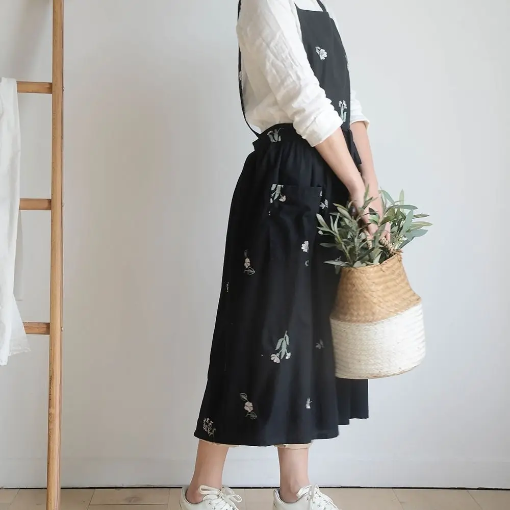Cotton Kitchen Cooking Apron X-Back Elegant Artist Flower Shop Apron Korean Style with Pockets Household Work Apron
Cotton Kitchen Cooking Apron X-Back Elegant Artist Flower Shop Apron Korean Style with Pockets Household Work Apron