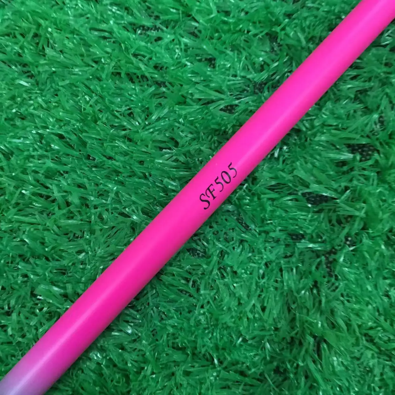 VNETUSkura Golf Drivers Shaft sf405 / 505 / 505X / 505XX, Free Assembly Sleeve golf , PINK / Black / Blue / YELLOW/white
VNETUSkura Golf Drivers Shaft sf405 / 505 / 505X / 505XX, Free Assembly Sleeve golf , PINK / Black / Blue / YELLOW/white