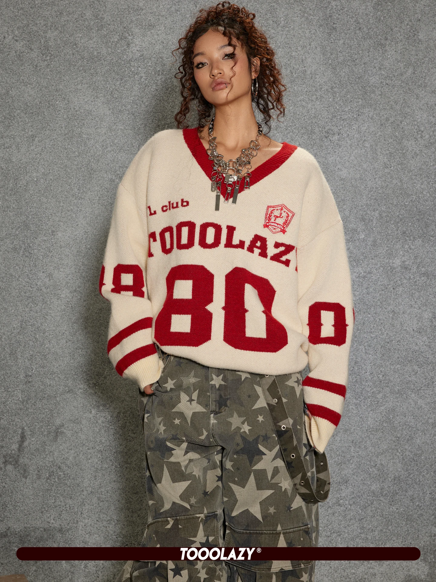 TOOOLAZY V-образный вязаный свитер, спортивная одежда, с длинными рукавами, уличный стиль, осень-зима, женская модная повседневная одежда с полосатым узором
TOOOLAZY V-образный вязаный свитер, спортивная одежда, с длинными рукавами, уличный стиль, осень-зима, женская модная повседневная одежда с полосатым узором