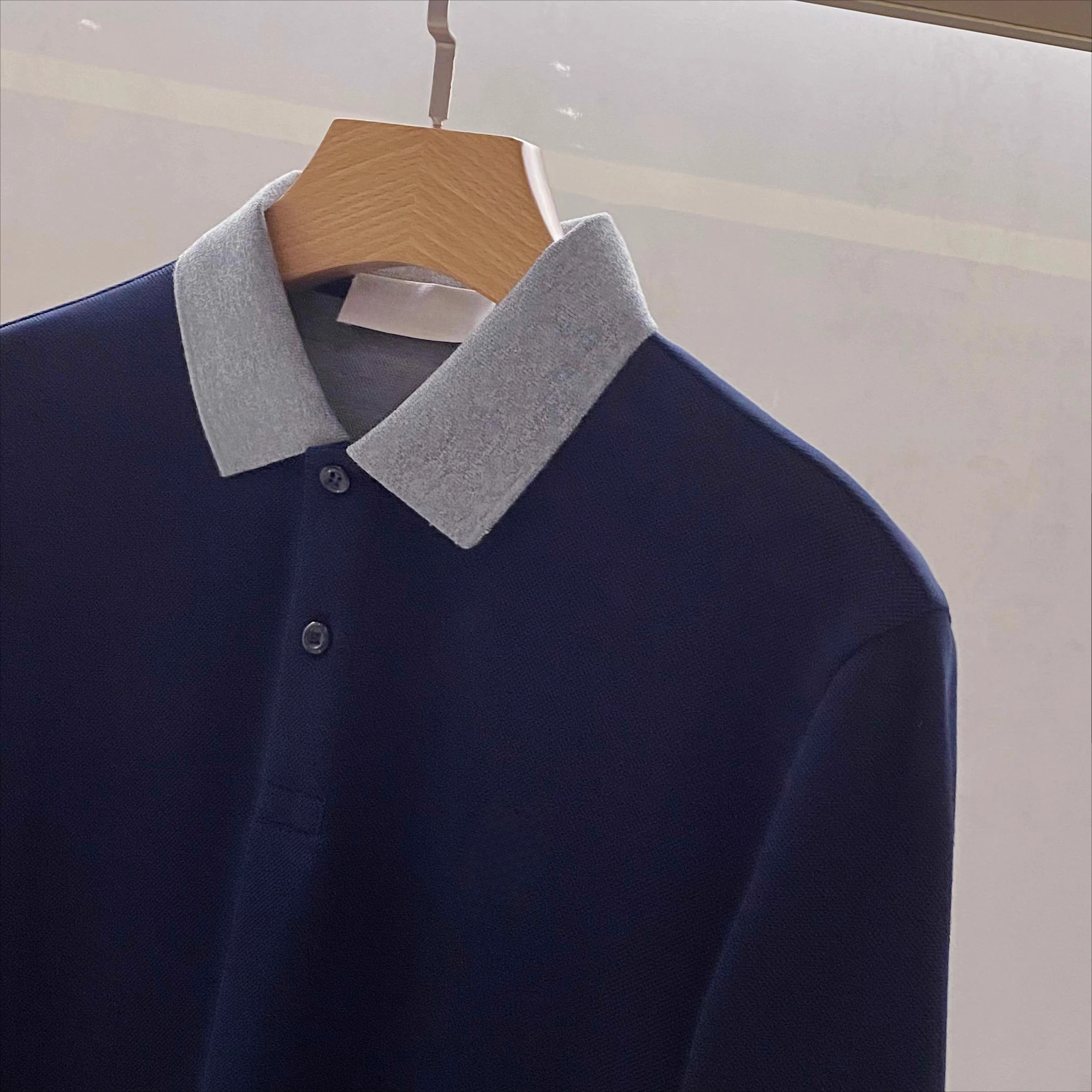 BC Italy 25aw long-staple cotton contrasting color lapel casual long-sleeved Polo shirt
BC Italy 25aw long-staple cotton contrasting color lapel casual long-sleeved Polo shirt