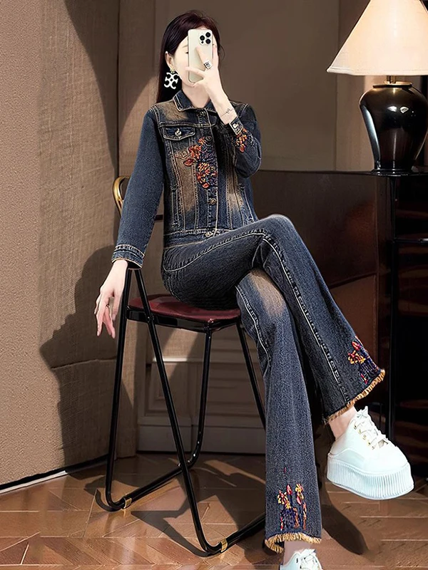 Fashionable Denim Set Women's Slim Fit Flared Pants Casual Two Piece Set Spring Autumn New Style Vintage Short Jacket
Fashionable Denim Set Women's Slim Fit Flared Pants Casual Two Piece Set Spring Autumn New Style Vintage Short Jacket