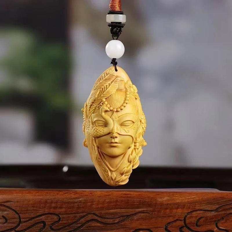 《Dreaming of Loulan》Exquisitely carved boxwood piece featuring a Loulan beauty, suitable as a hand-held ornament or car pendant,
《Dreaming of Loulan》Exquisitely carved boxwood piece featuring a Loulan beauty, suitable as a hand-held ornament or car pendant,