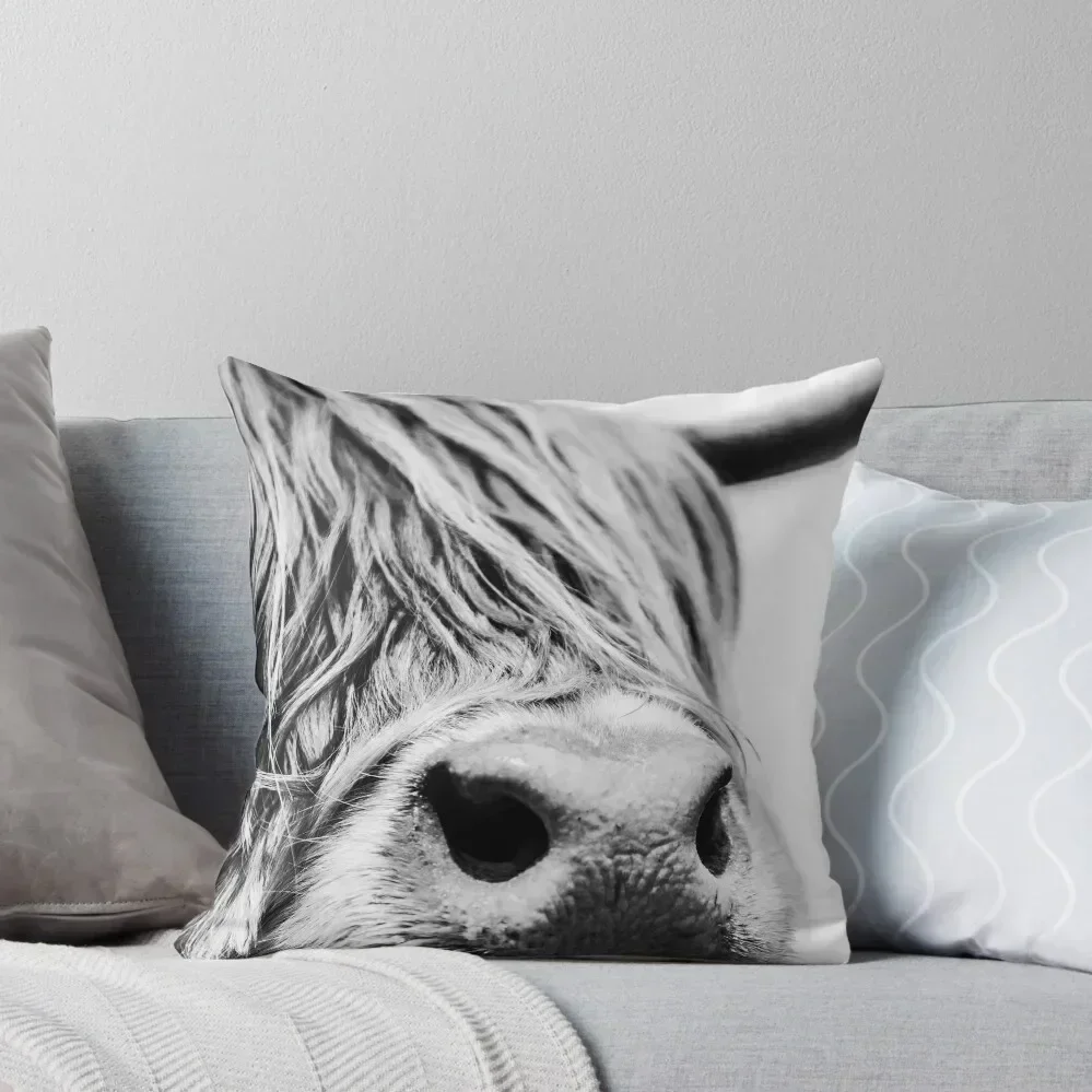 Highland Cow close up in black and white Throw Pillow Cushion Cover Sofa Covers pillow
Highland Cow close up in black and white Throw Pillow Cushion Cover Sofa Covers pillow