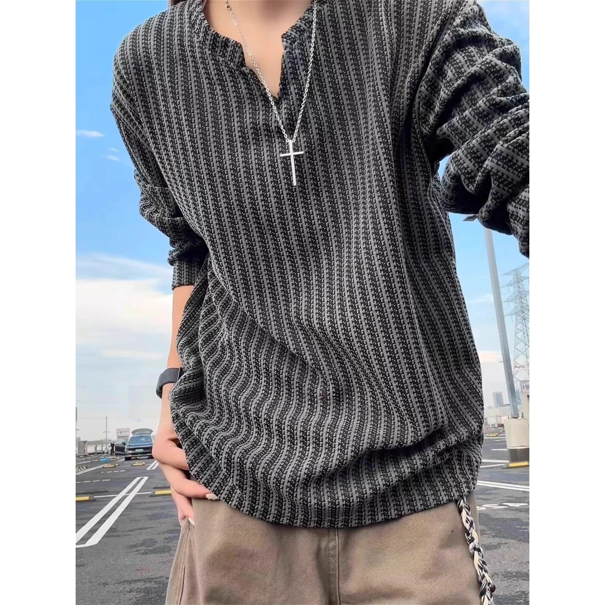 American High Street V-Neck Sweatshirt Men's Spring Autumn Pure Color Casual Versatile Texture Heavy Long Sleeve T-Shirt
American High Street V-Neck Sweatshirt Men's Spring Autumn Pure Color Casual Versatile Texture Heavy Long Sleeve T-Shirt