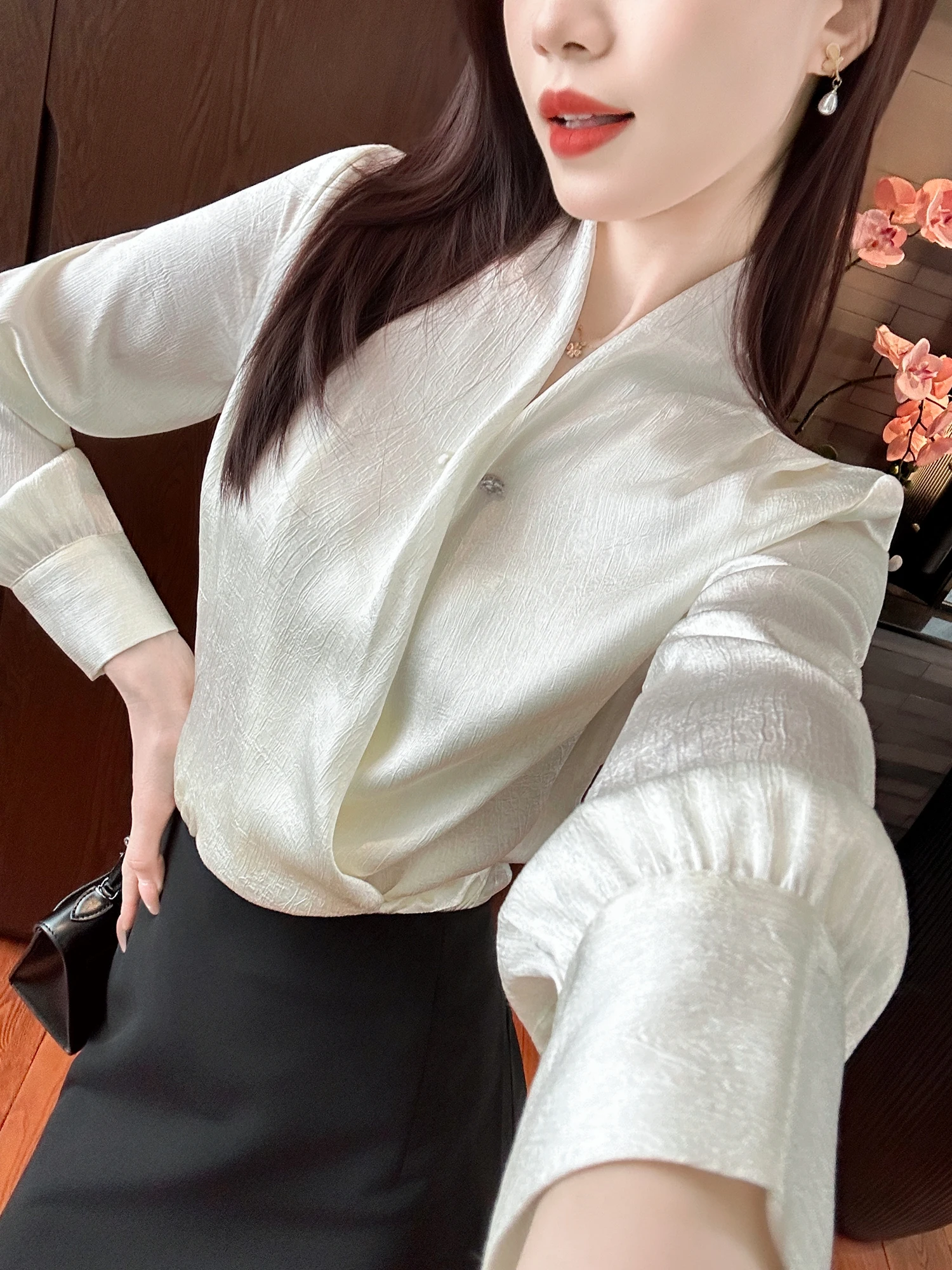 You See Ele Commute Date irt Smooth Silky White Light Commuting Date Women's Long Sve OL Sle Fitted irt
You See Ele Commute Date irt Smooth Silky White Light Commuting Date Women's Long Sve OL Sle Fitted irt