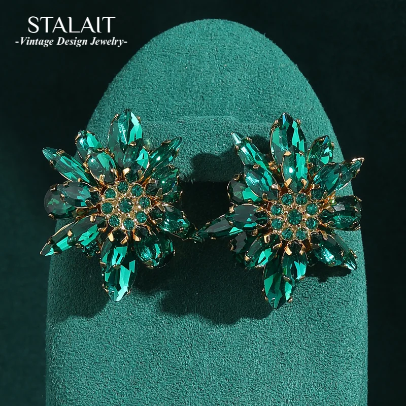 Vintage Emerald Green Crystal Flower Earrings Floral For Woman Petals Rhinestone Accessories Christmas Jewelry Trend 2026 New
Vintage Emerald Green Crystal Flower Earrings Floral For Woman Petals Rhinestone Accessories Christmas Jewelry Trend 2026 New