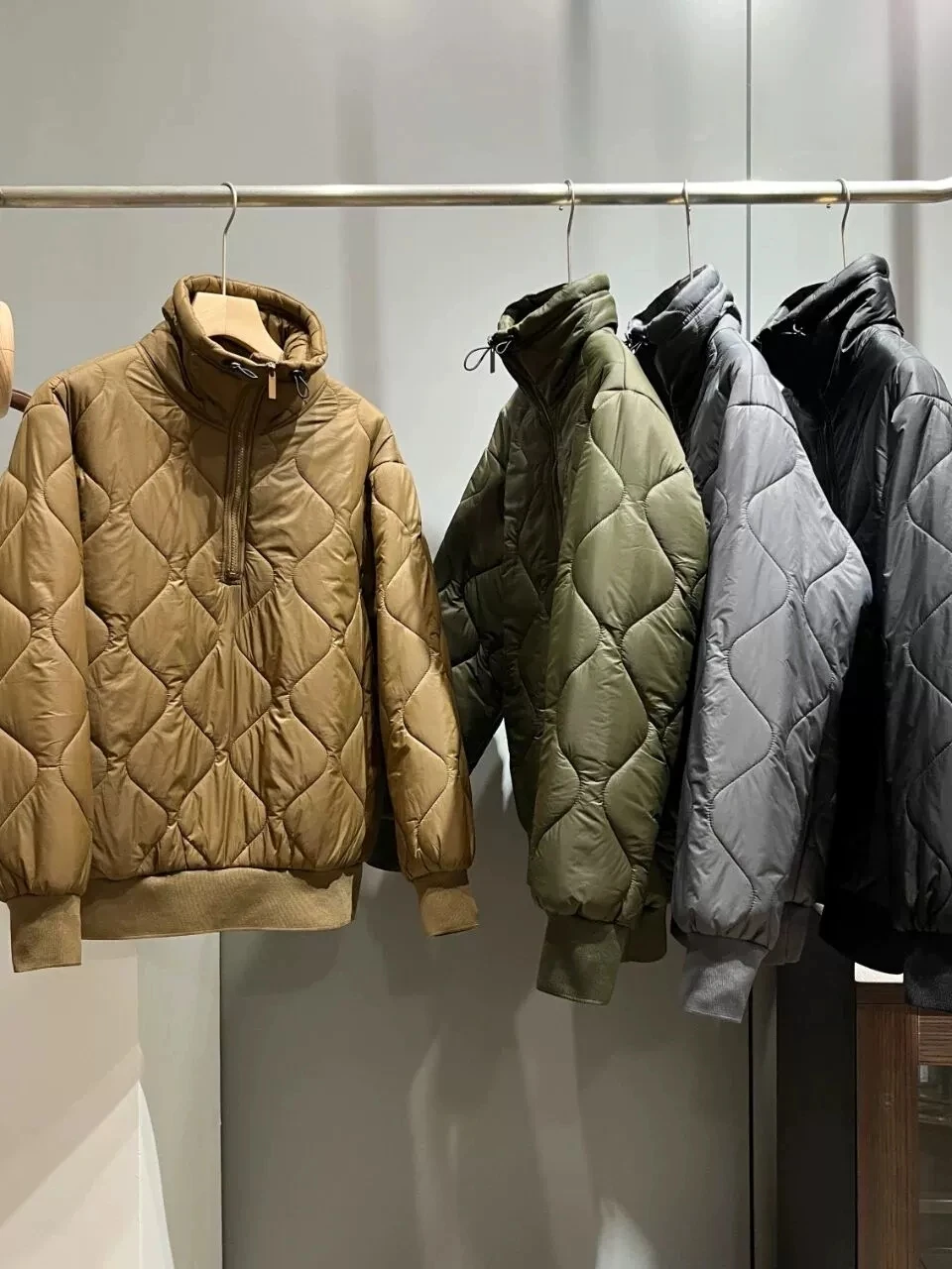 Japanese Functional Sle Outdoor Workwear Jaet Thiened Hooded Zipper Hooded Cotton Coat Men's Outerwear Autumn Winter
Japanese Functional Sle Outdoor Workwear Jaet Thiened Hooded Zipper Hooded Cotton Coat Men's Outerwear Autumn Winter