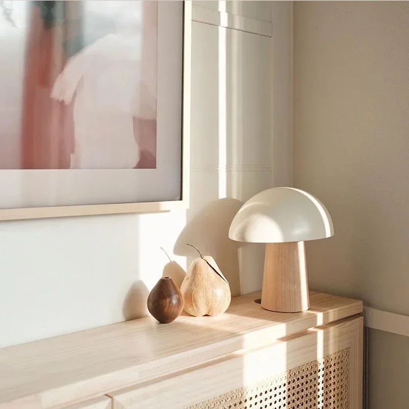 Danish Designer Resin Table Lamp For Bedroom Hotel Bedside Atmosphere LED Desk Modern Mushroom Shaped Lighting Indoor Decor
Danish Designer Resin Table Lamp For Bedroom Hotel Bedside Atmosphere LED Desk Modern Mushroom Shaped Lighting Indoor Decor