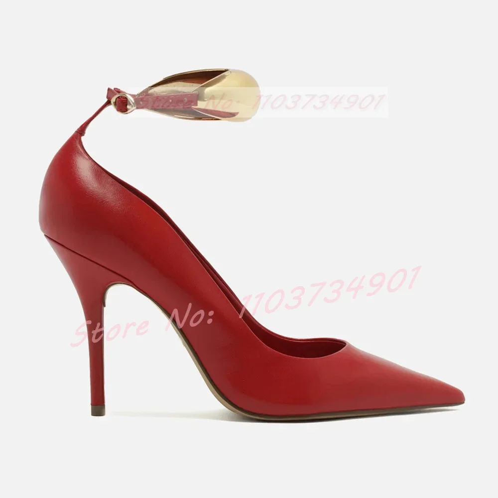 Женские туфли-лодочки с золотым кольцом и ремешком на щиколотке, модные туфли-лодочки из лакированной кожи с острым носком на тонком каблуке, женские пикантные вечерние новые туфли-лодочки большого размера 
Женские туфли-лодочки с золотым кольцом и ремешком на щиколотке, модные туфли-лодочки из лакированной кожи с острым носком на тонком каблуке, женские пикантные вечерние новые туфли-лодочки большого размера