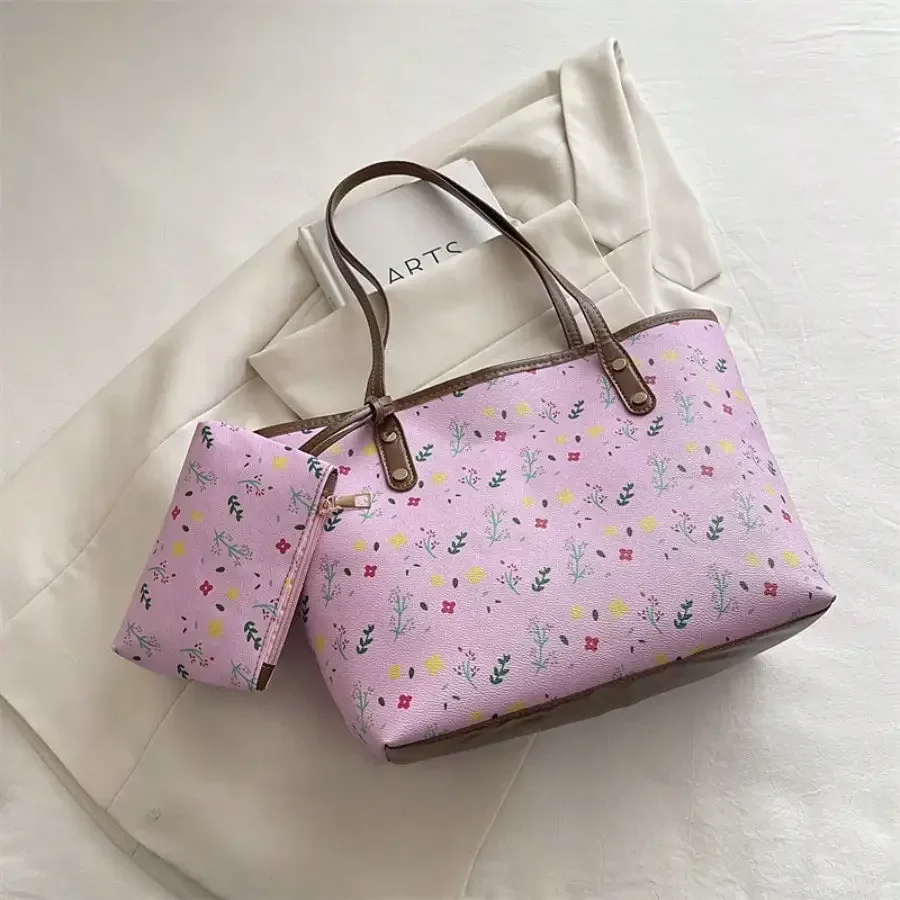 Summer Printed Tote Bag, Single Shoulder Large-Capacity Design, Fresh Style, Commuting Wear, Beach Vacation, Summer Party Can Be Matched
Summer Printed Tote Bag, Single Shoulder Large-Capacity Design, Fresh Style, Commuting Wear, Beach Vacation, Summer Party Can Be Matched