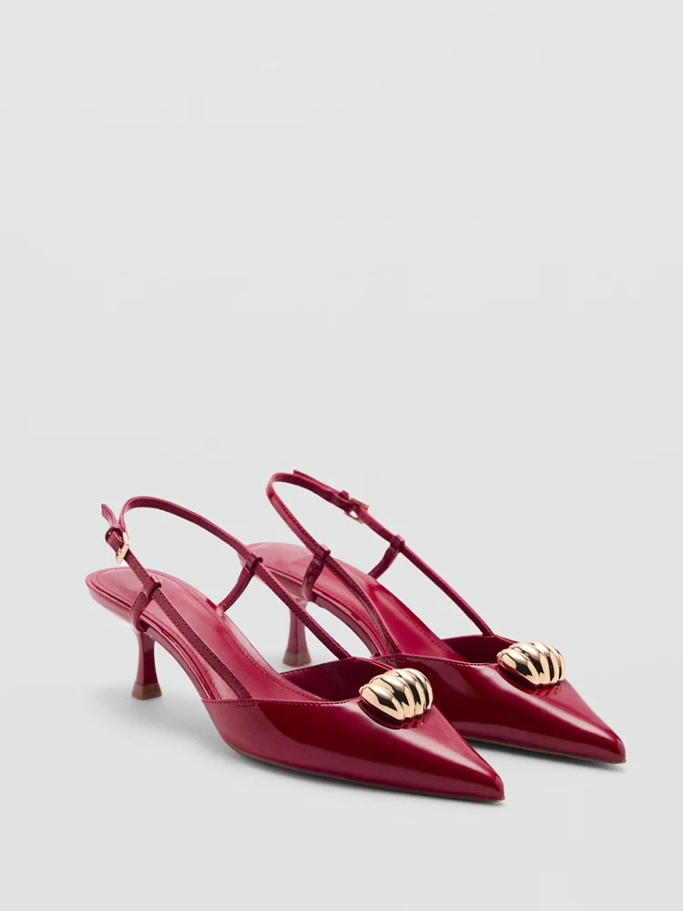 Mango2025 Summer New Women's Metal Buckle Pointed Toe High Heel Mule Sandals with Strap Covering Front Part Low Heel Fashionable
Mango2025 Summer New Women's Metal Buckle Pointed Toe High Heel Mule Sandals with Strap Covering Front Part Low Heel Fashionable