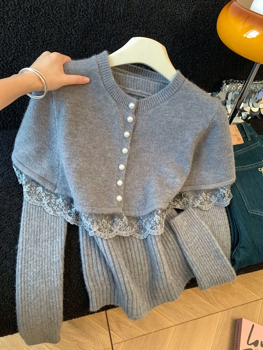 Women's Christmas Red Knit Cardigan Cozy Sweater Vintage Korean Style Long Sleeves Cashmere Sweater For Women 2000s Clothes 2025
Women's Christmas Red Knit Cardigan Cozy Sweater Vintage Korean Style Long Sleeves Cashmere Sweater For Women 2000s Clothes 2025